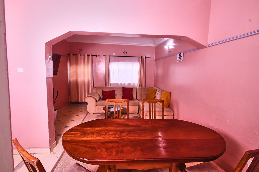 Naivasha 3 Bedroom B and B