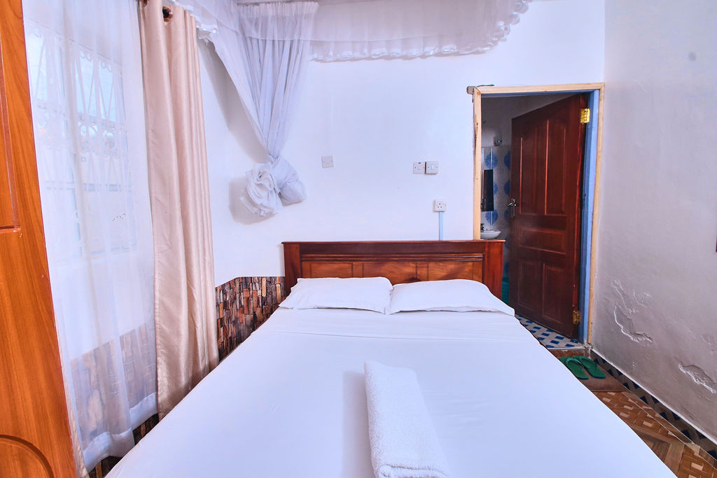 Naivasha 3 Bedroom B and B