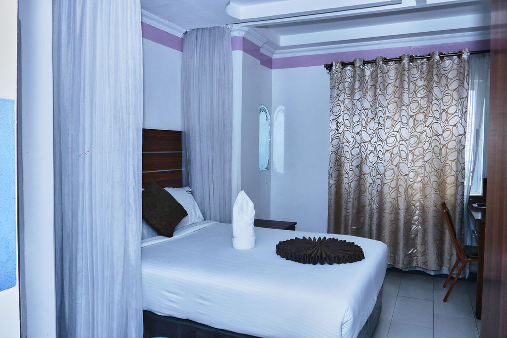 South Woods Accommodation – Premium Single Room In Naivasha